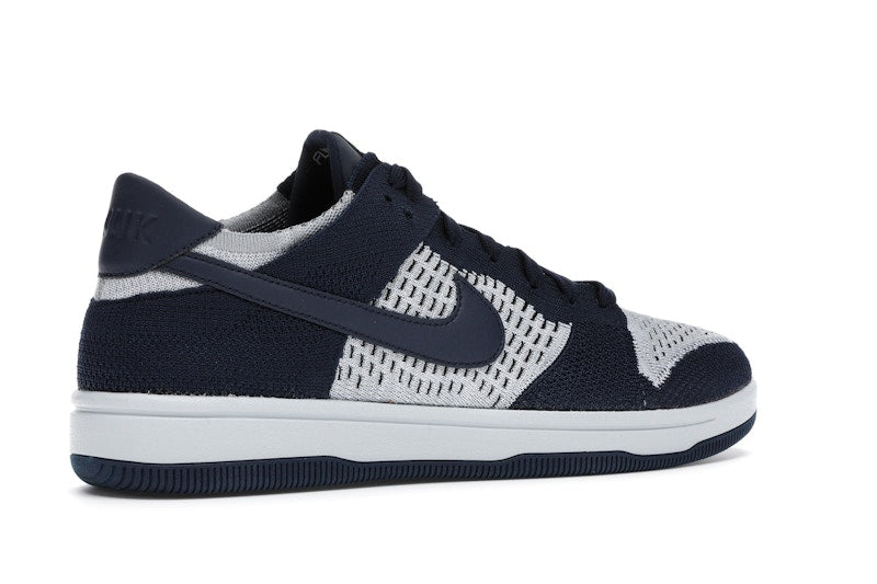 Nike Dunk Low Flyknit College Navy Pure Platinum