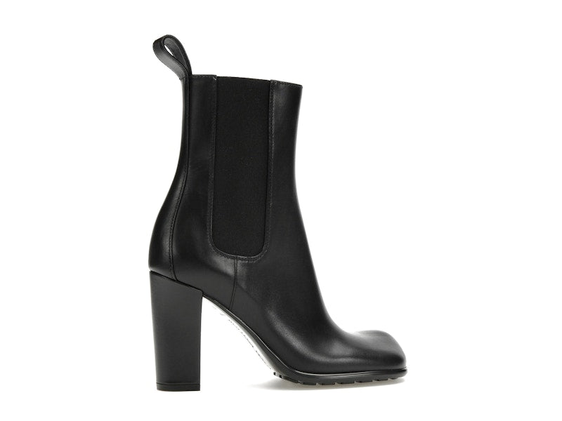 Bottega Veneta Storm Moulded Toe Leather Chelsea Boot Black (Women's)