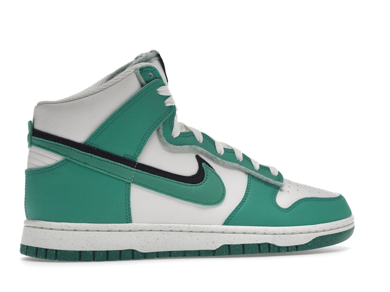 Nike Dunk High SE Stadium Green