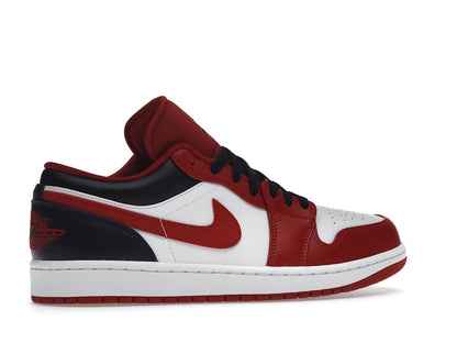 Jordan 1 Low Bulls