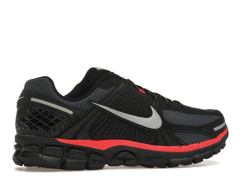 Nike Zoom Vomero 5 Black Metallic University Red