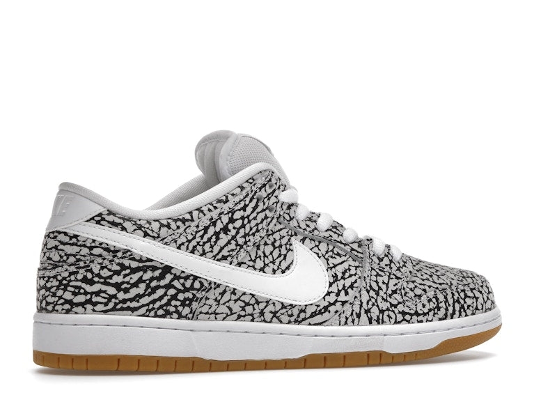 Nike SB Dunk Low Road