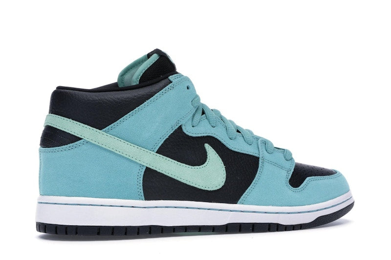 Nike SB Dunk Mid Sea Crystal