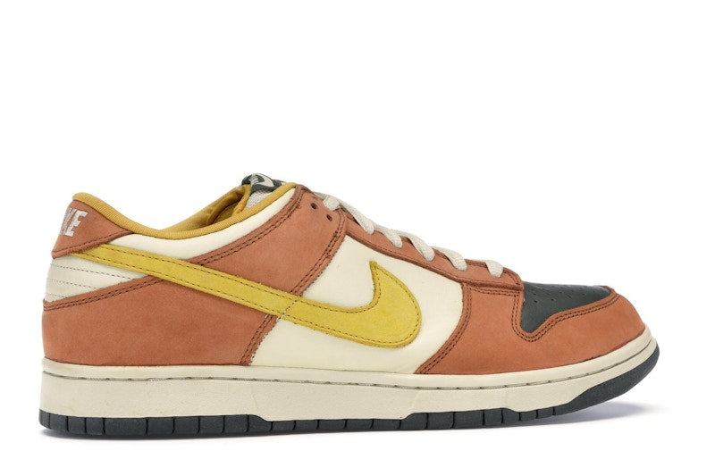Nike SB Dunk Low Vapour Mineral Yellow