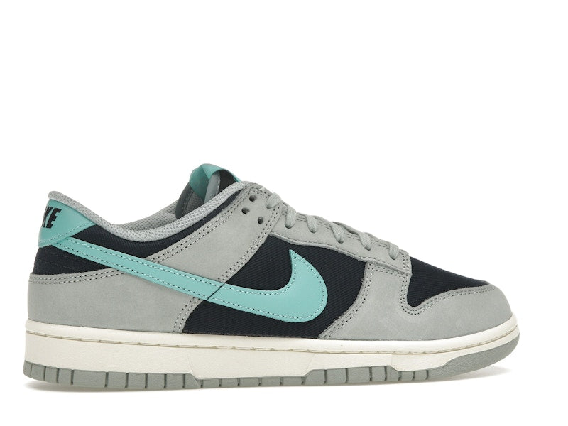 Nike Dunk Low Retro Premium Light Pumice Green Frost