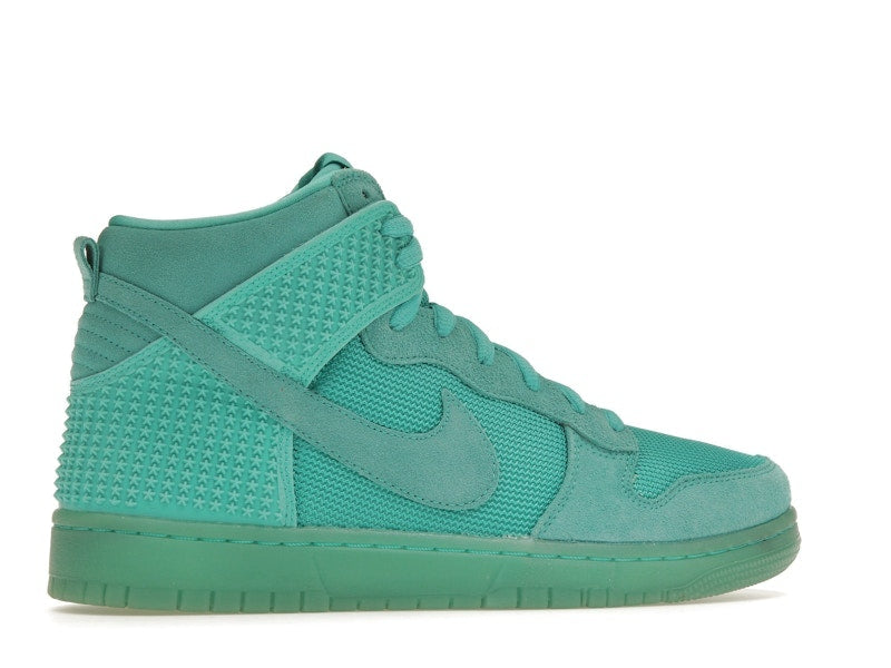Nike Dunk CMFT Premium Light Retro