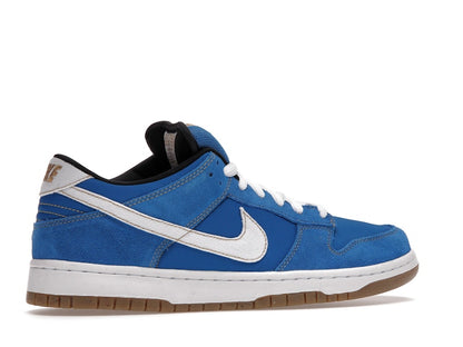 Nike SB Dunk Low Street Fighter Chun Li