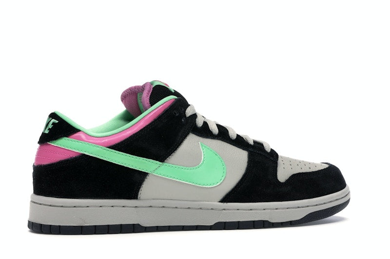 Nike SB Dunk Low Magnet Light Poison Green