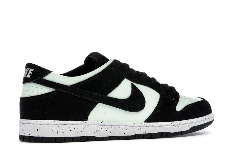 Nike SB Dunk Low Barely Green