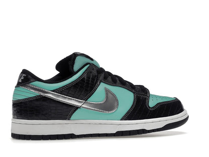 Nike SB Dunk Low Diamond Supply Co.