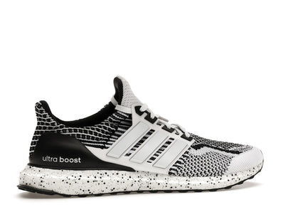 adidas Ultra Boost 5.0 DNA Cloud White Black