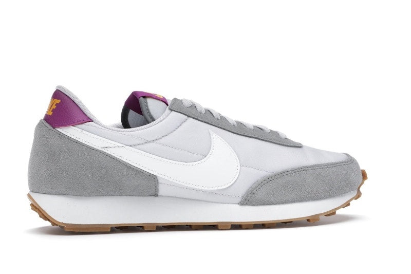 Nike Daybreak Particle Grey (Women's)
