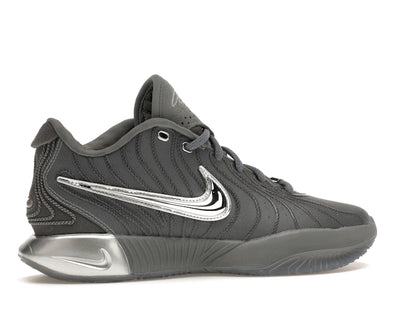 Nike LeBron 21 Resilient