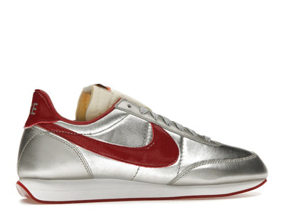 Nike Tailwind Night Track