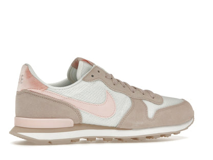 Nike Internationalist Summit White Light Madder Root (Women's)