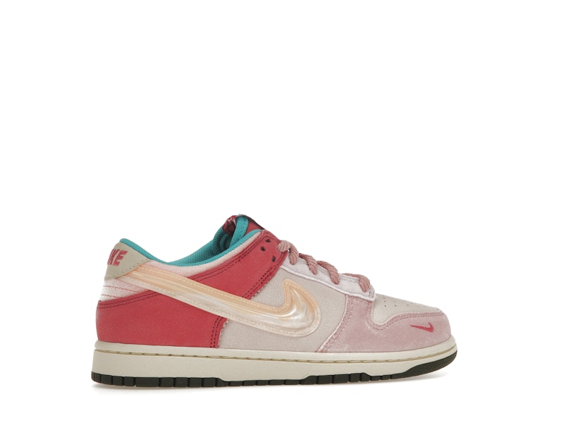 Nike Dunk Low Social Status Free Lunch Strawberry Milk (PS)