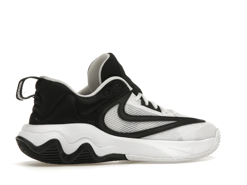 Nike Giannis Immortality 3 Oreo