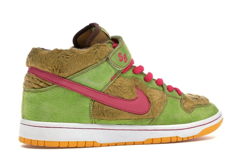 Nike SB Dunk Mid Mama Bear