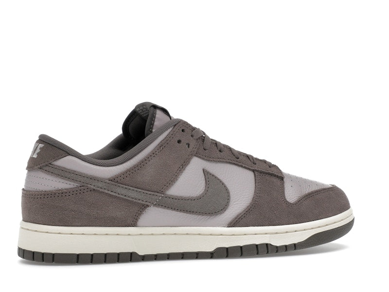 Nike Dunk Low SE Platinum Violet Cave Stone