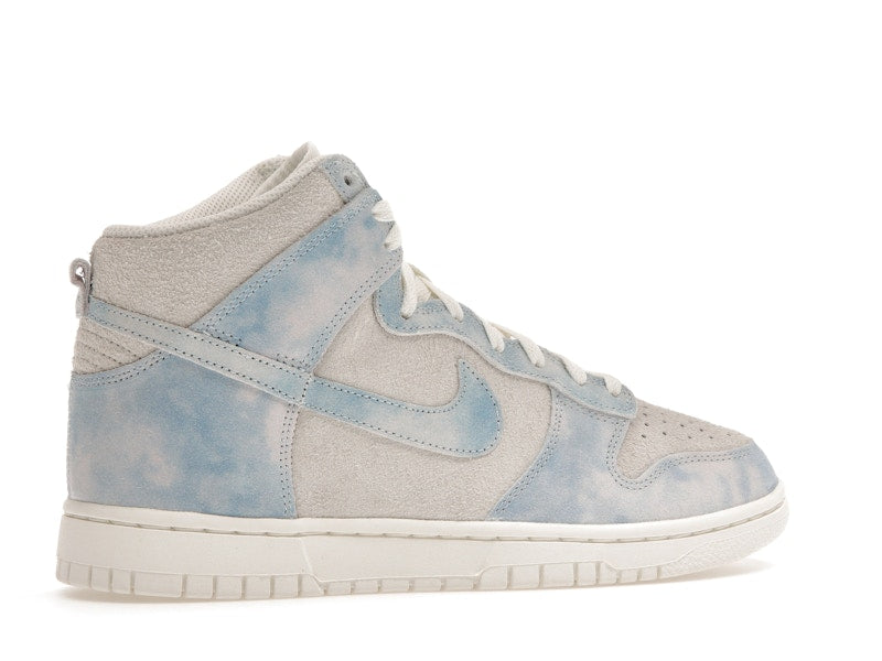 Nike Dunk High SE Clouds Celestine Blue (Women's)