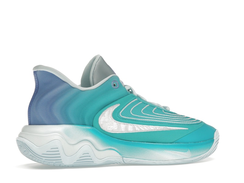 Nike Giannis Immortality 4 Christmas