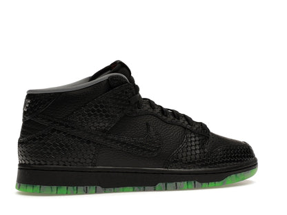 Nike Dunk Mid Premium Halloween Headless Horseman