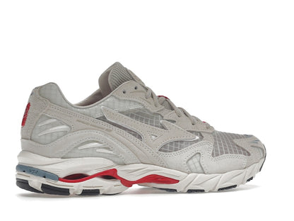 Mizuno Wave Rider 10 Highsnobiety