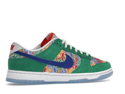 Nike Dunk Low Foam Finger