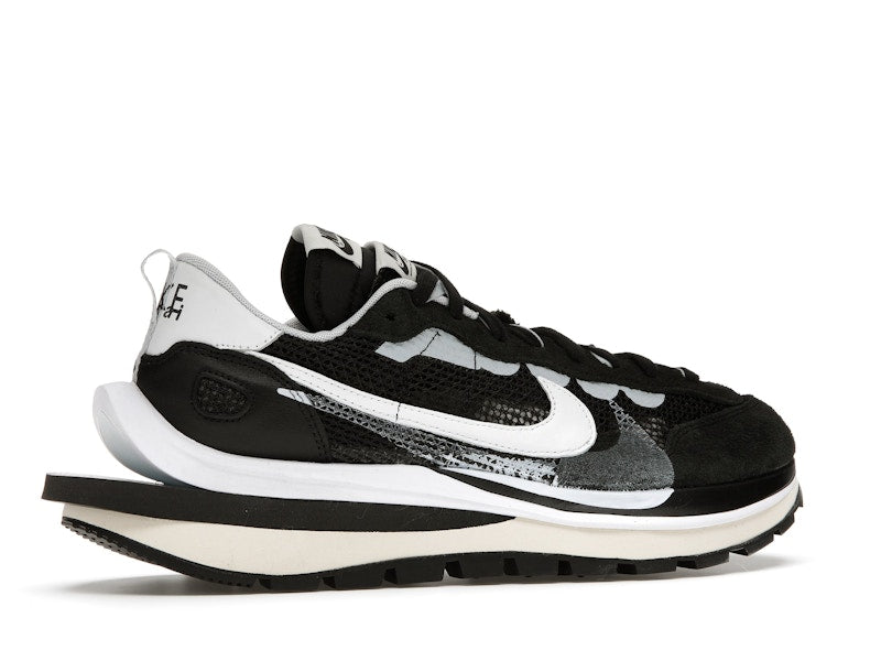 Nike Vaporwaffle sacai Black White
