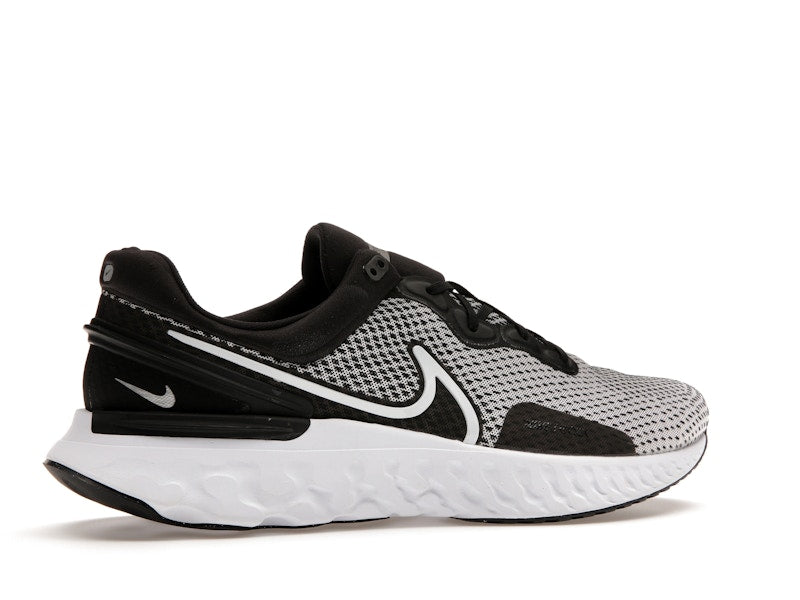 Nike React Miler 3 Black Metallic Silver