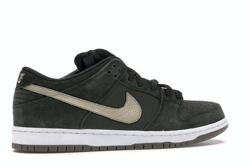 Nike SB Dunk Low Sequoia White Gum