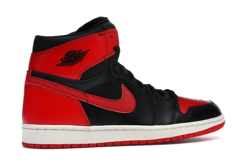 Jordan 1 Retro Bred (2001)