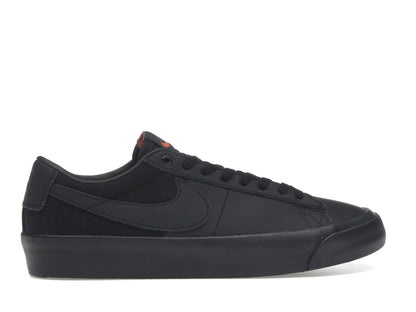 Nike SB Zoom Blazer Low Pro GT ISO Triple Black