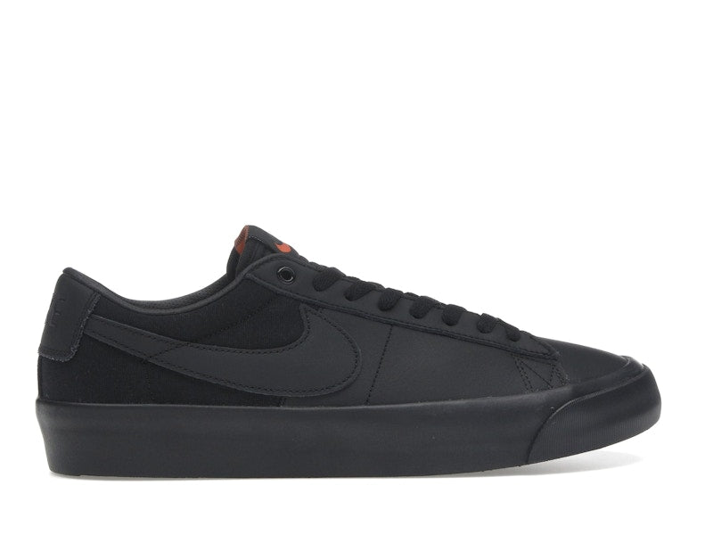 Nike SB Zoom Blazer Low Pro GT ISO Triple Black