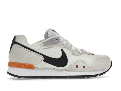 Nike Venture Runner Coconut Milk Light Curry (Women's)