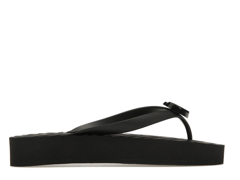 Gucci Chevron Thong Sandal Black Rubber