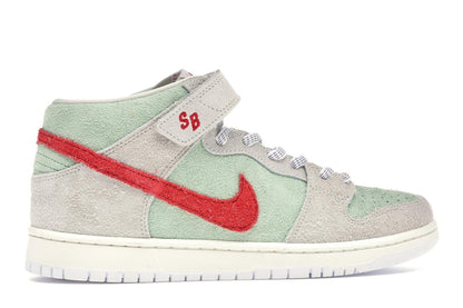 Nike SB Dunk Mid White Widow