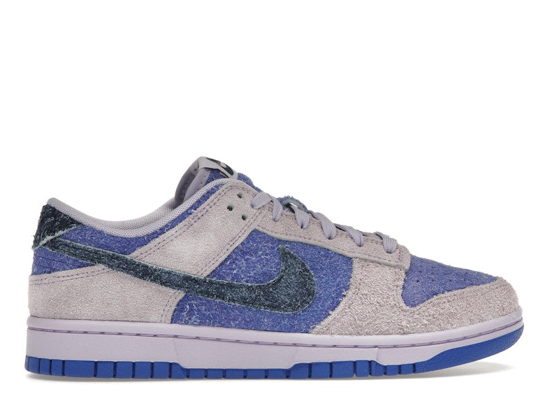 Nike Dunk Low SE Hydrangeas (Women's)