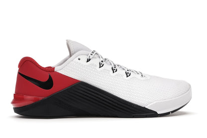 Nike Metcon 5+ Banned