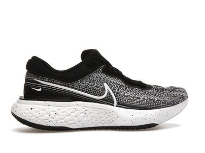 Nike ZoomX Invincible Run Flyknit Oreo