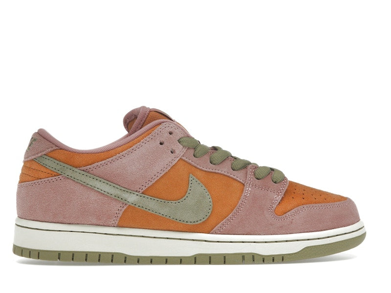 Nike SB Dunk Low Red Stardust