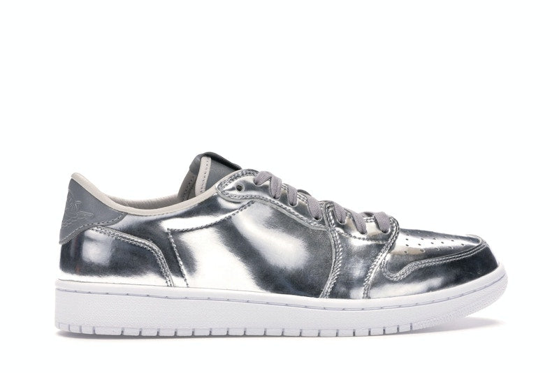 Jordan 1 Retro Low Pinnacle Metallic Silver