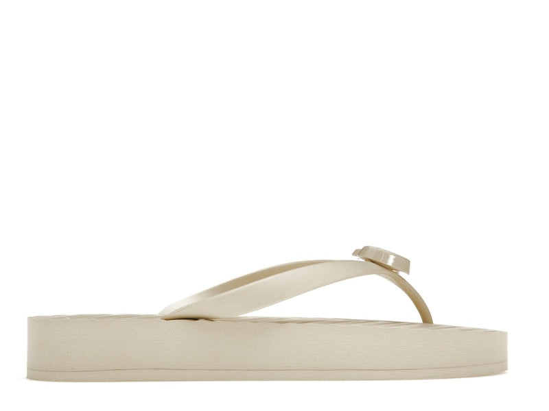 Gucci Chevron Thong Sandal White Rubber