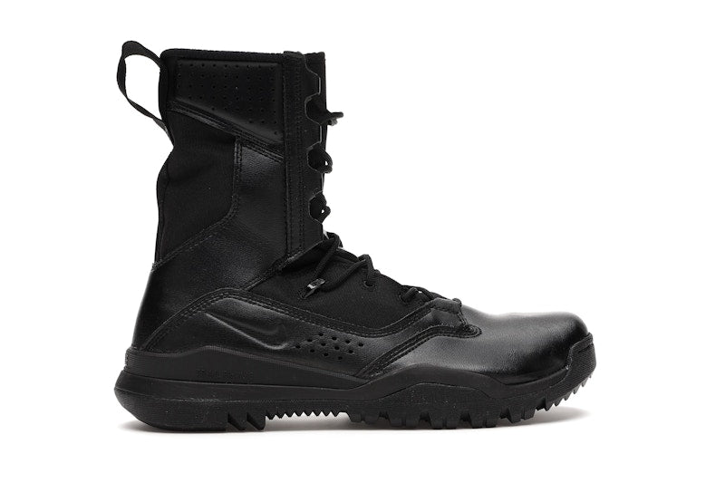 Nike Special Field Boot 8 Inch Black