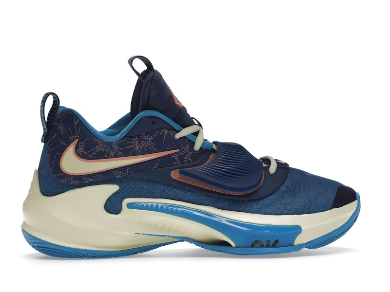 Nike Zoom Freak 3 Everlasting Love