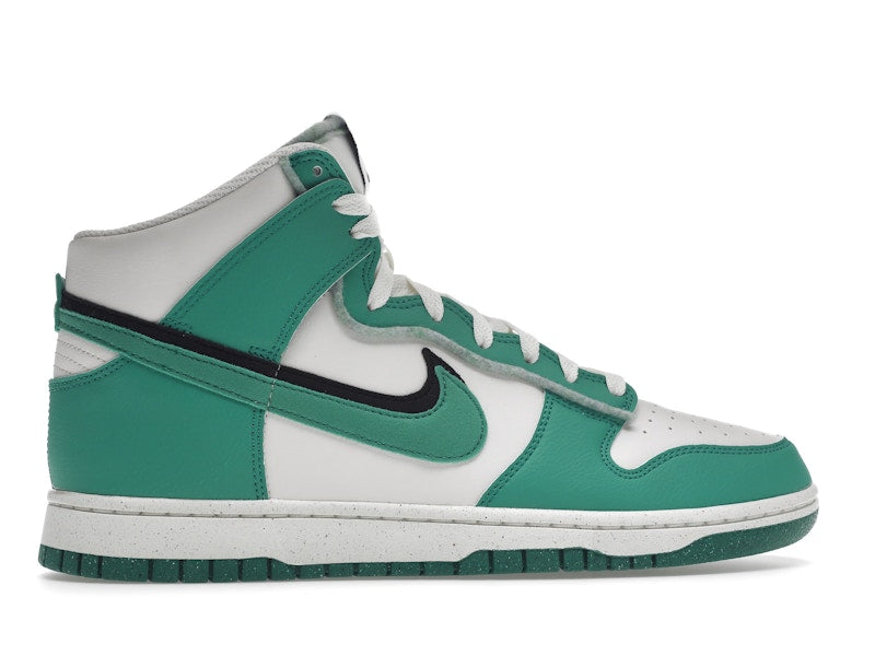 Nike Dunk High SE Stadium Green