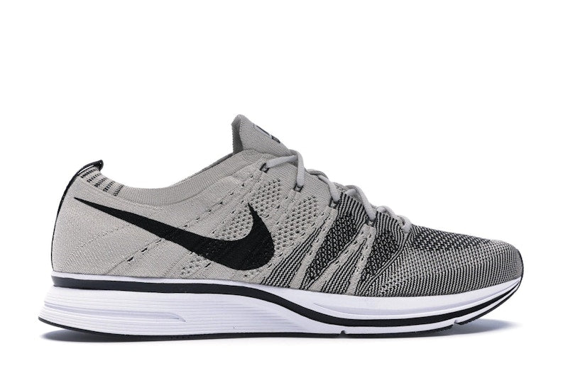 Nike Flyknit Trainer Pale Grey