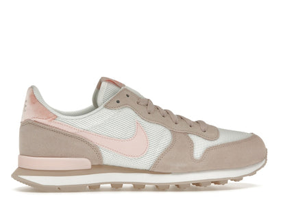 Nike Internationalist Summit White Light Madder Root (Women's)