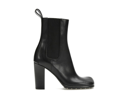 Bottega Veneta Storm Moulded Toe Leather Chelsea Boot Black (Women's)