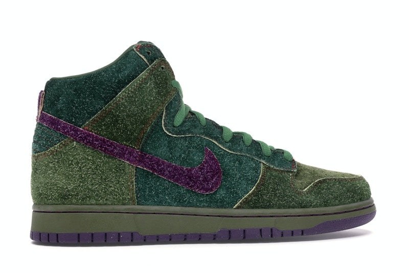 Nike SB Dunk High Skunk 420